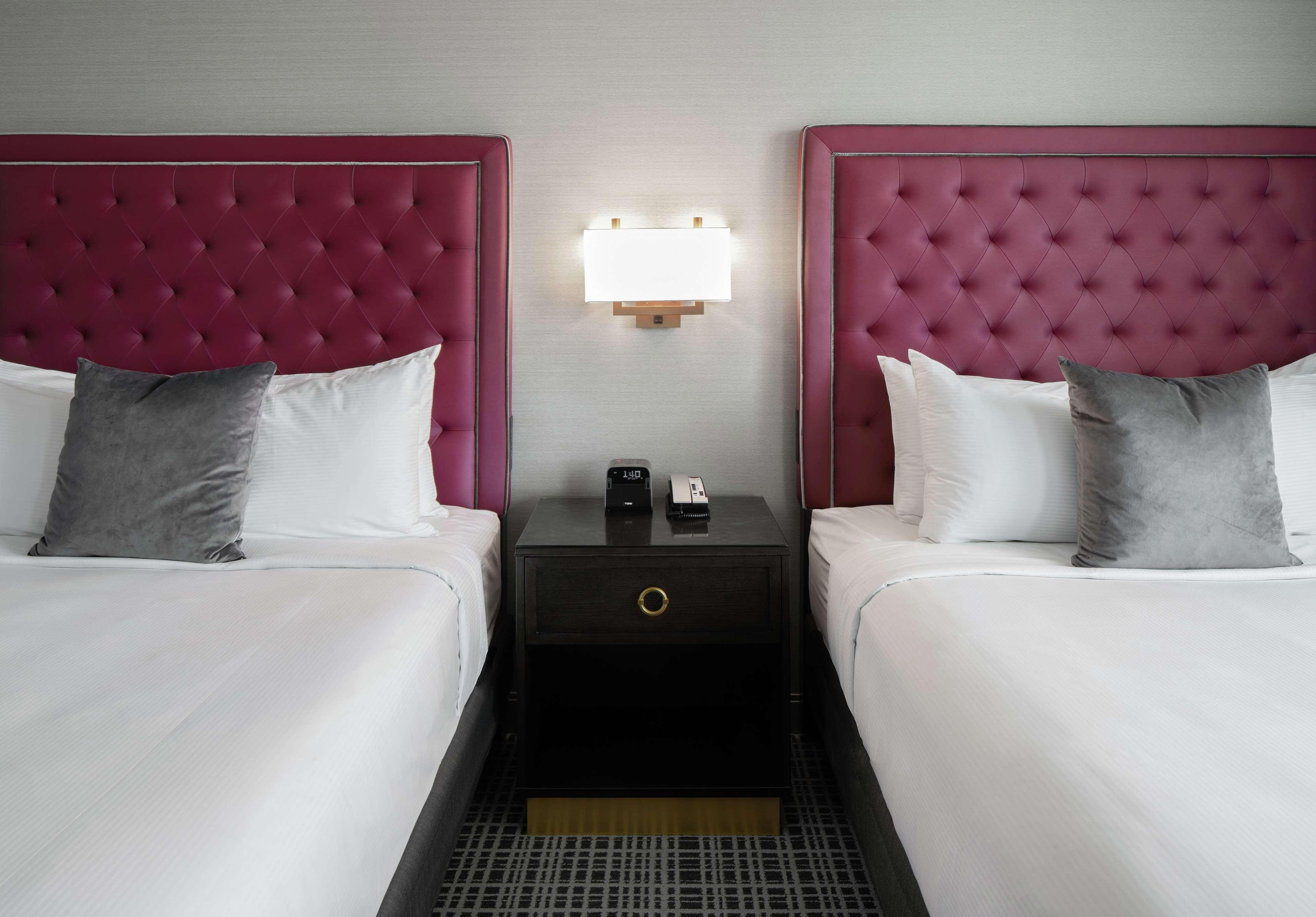 The Axis Moline Hotel, Tapestry Collection By Hilton Eksteriør billede
