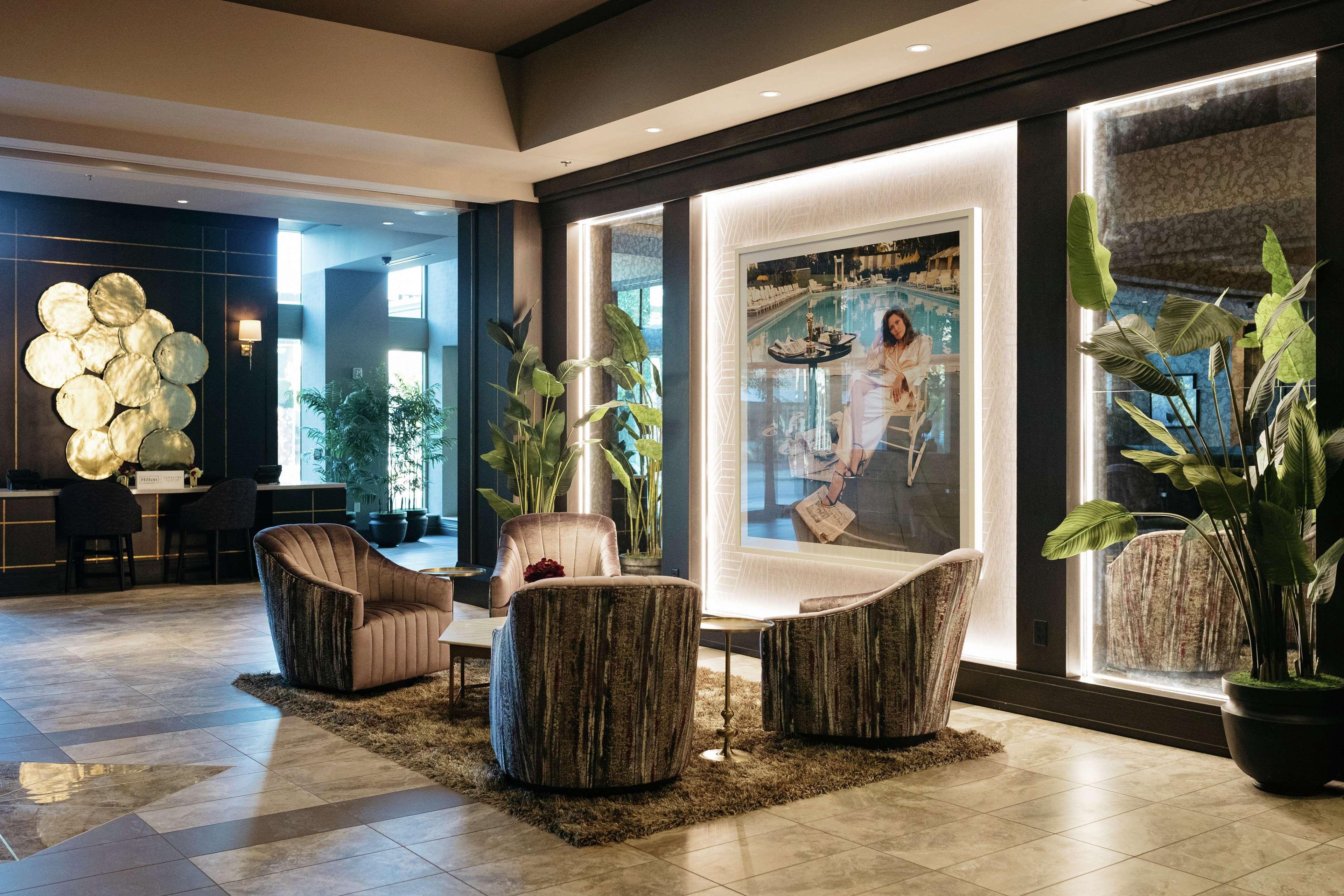 The Axis Moline Hotel, Tapestry Collection By Hilton Eksteriør billede