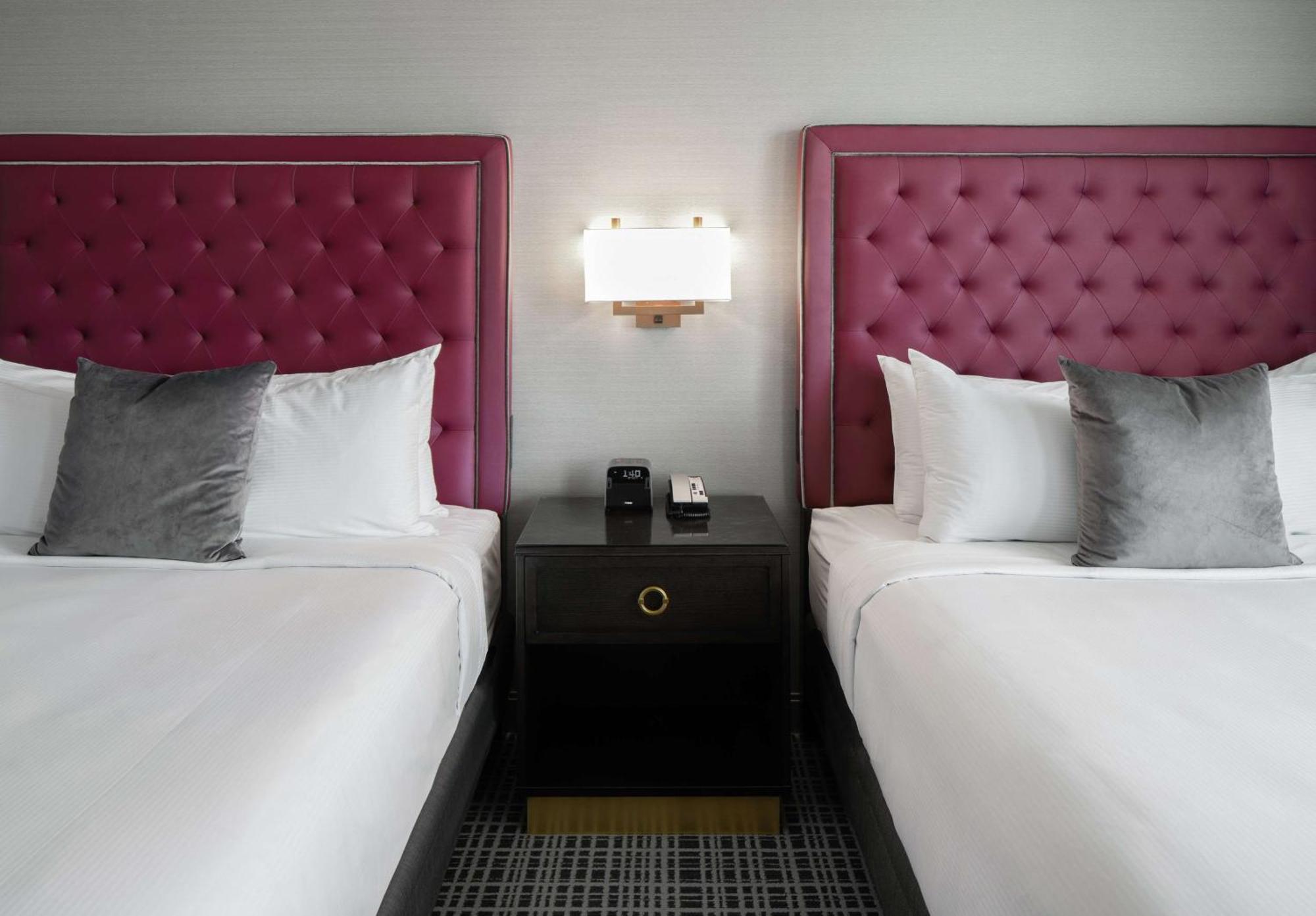 The Axis Moline Hotel, Tapestry Collection By Hilton Eksteriør billede