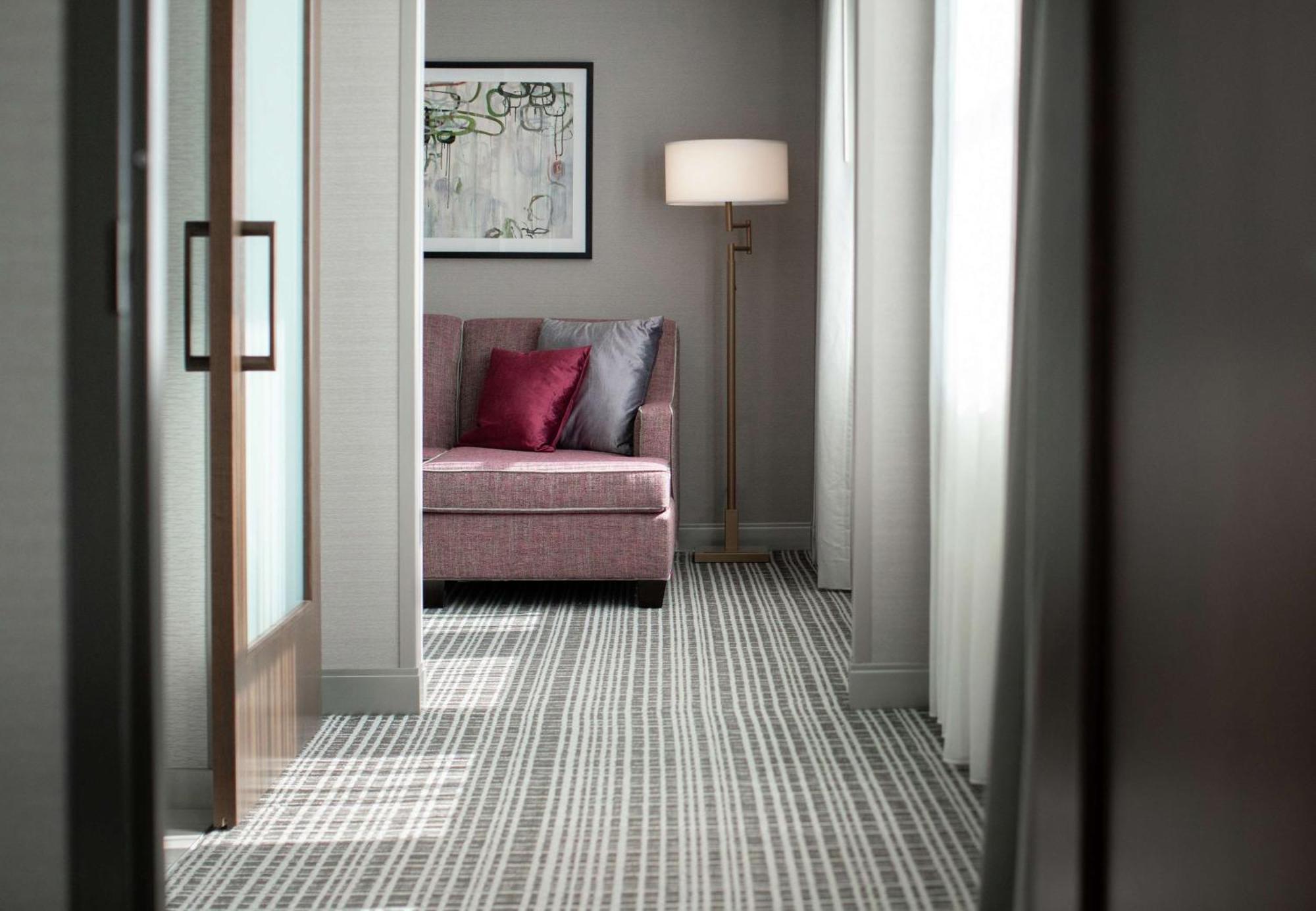 The Axis Moline Hotel, Tapestry Collection By Hilton Eksteriør billede